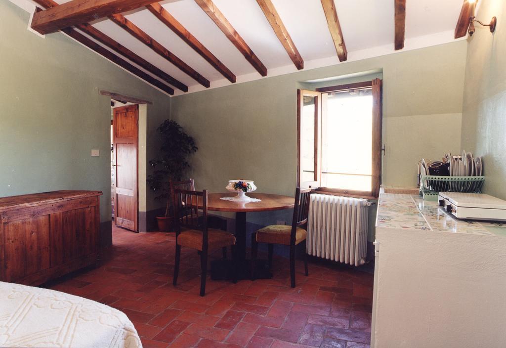 Antica Casa le Rondini Bed & Breakfast Borgo a Buggiano Cameră foto