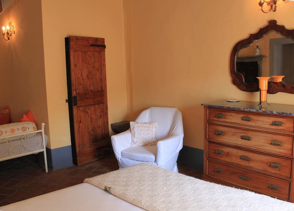 Antica Casa le Rondini Bed & Breakfast Borgo a Buggiano Exterior foto