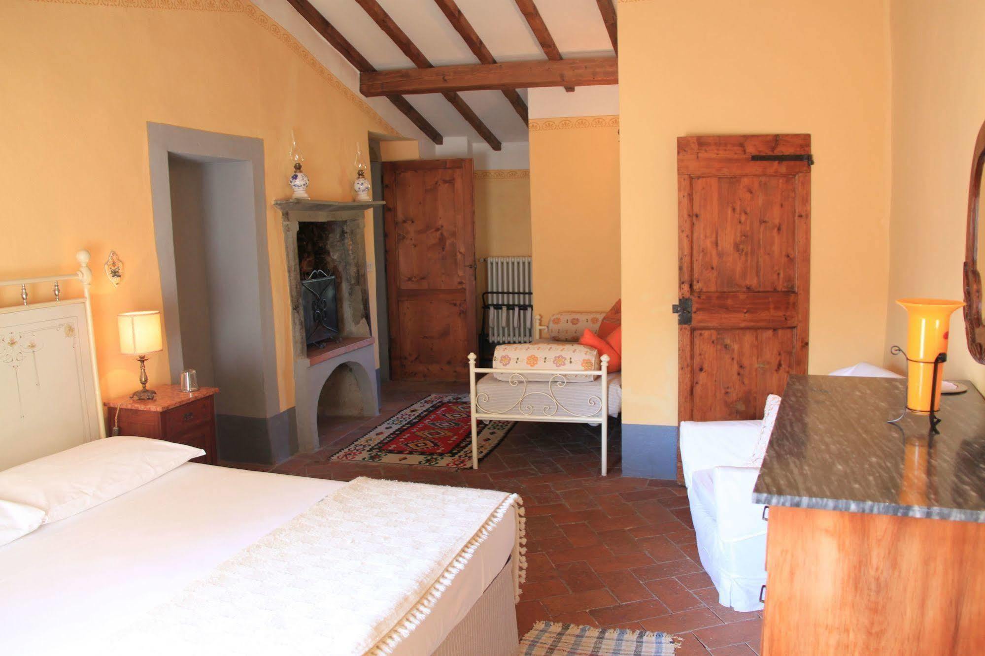 Antica Casa le Rondini Bed & Breakfast Borgo a Buggiano Exterior foto