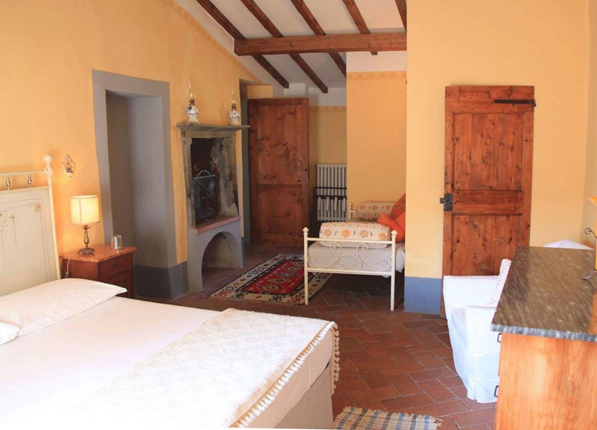 Antica Casa le Rondini Bed & Breakfast Borgo a Buggiano Exterior foto